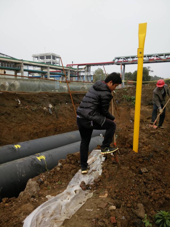 弘坤公司-測試樁埋設